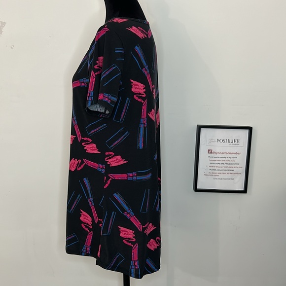 LuLaRoe Irma Tunic High low Blouse size Medium lipsticks cosmetology make up - Picture 6 of 9